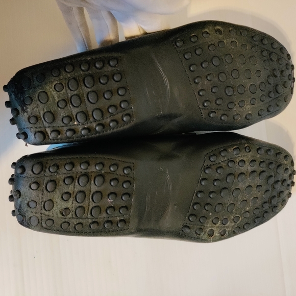 TOD'S Black  LEATHER LOAFERS WITH METAL APPLICATION AND NUBBED RUBBER SOLE 39 - Picture 9 of 14